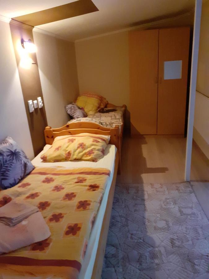 Balogunyom Csilla Apartman מראה חיצוני תמונה