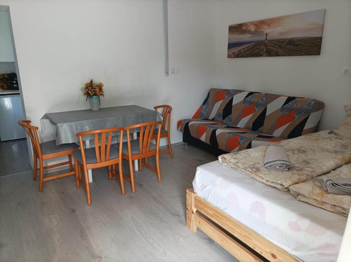 Balogunyom Csilla Apartman מראה חיצוני תמונה