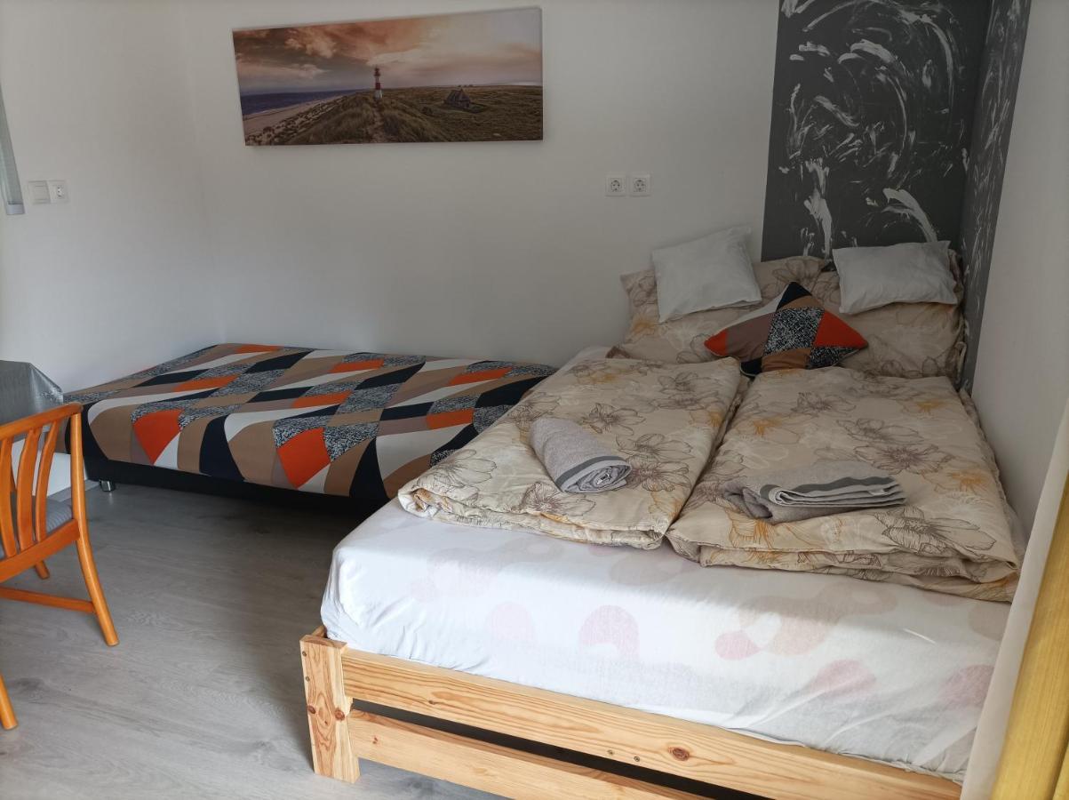 Balogunyom Csilla Apartman מראה חיצוני תמונה